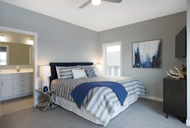 Bedroom 1 image 1