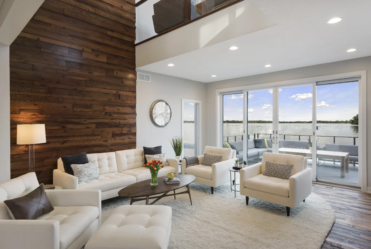 Lakefront Luxury #26