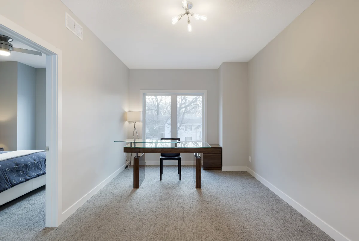 Lakefront Luxury #19