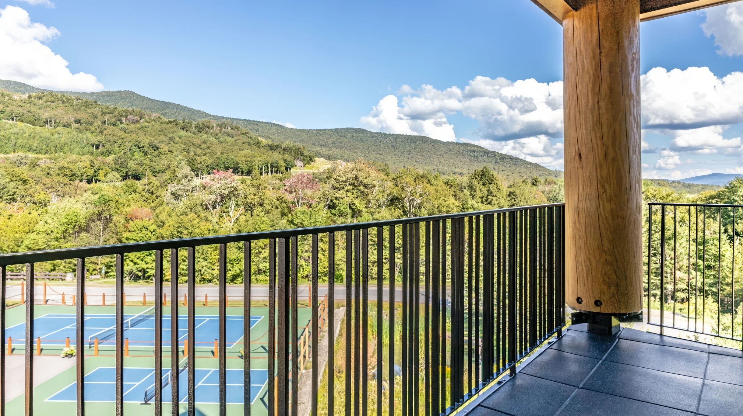 Treehouse 411 | Mountain Lookout | 4 bed #41