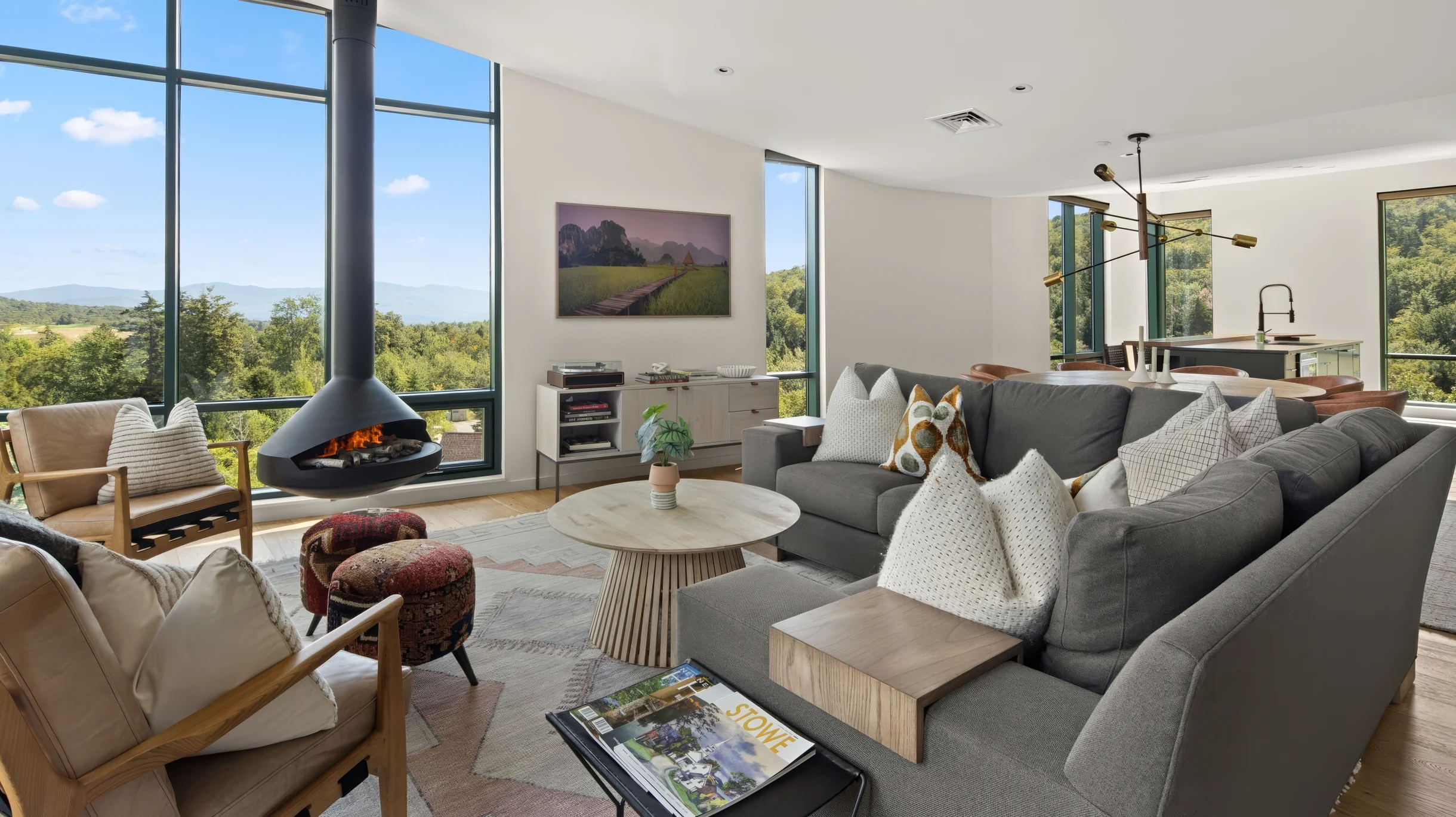 Wander Stowe Lookout #5