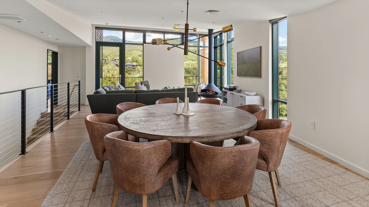 Wander Stowe Lookout