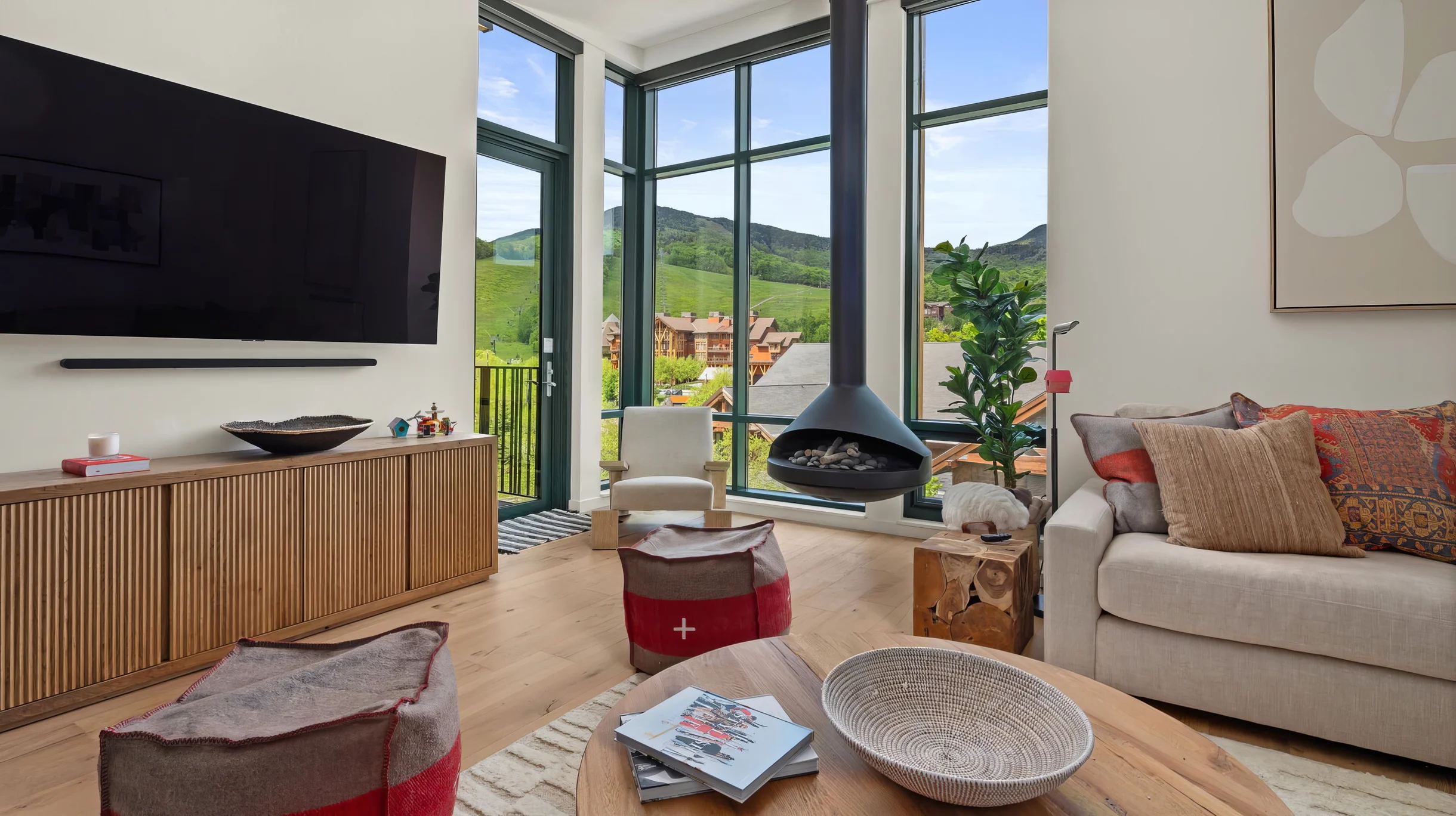 Wander Stowe Peaks #1