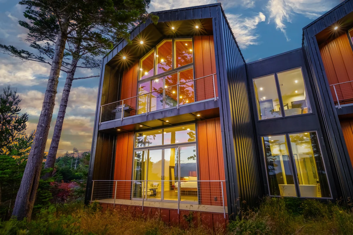 Wander Port Orford Lake