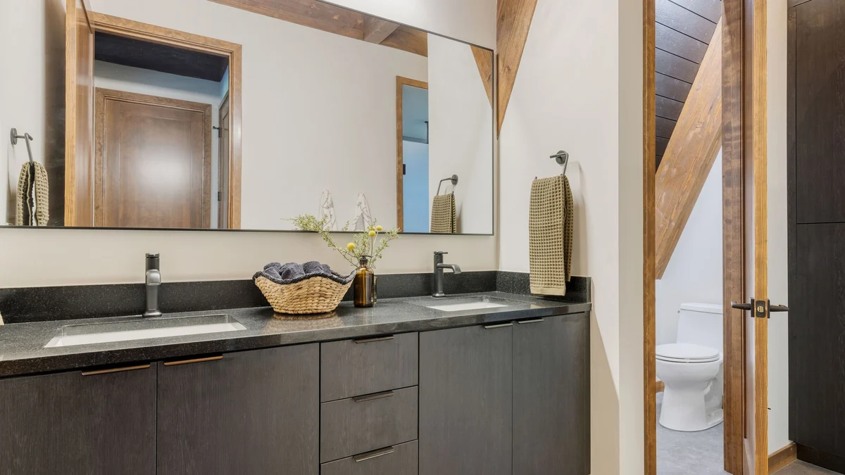 Wander La Pine Ponderosa