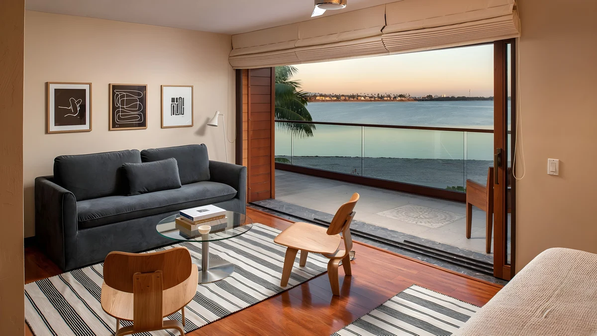 Wander Pacific Beach Dunes