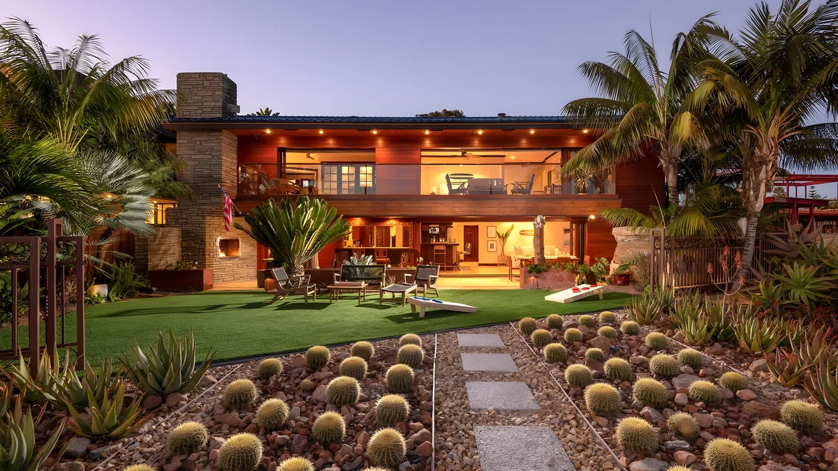 Wander Pacific Beach Dunes