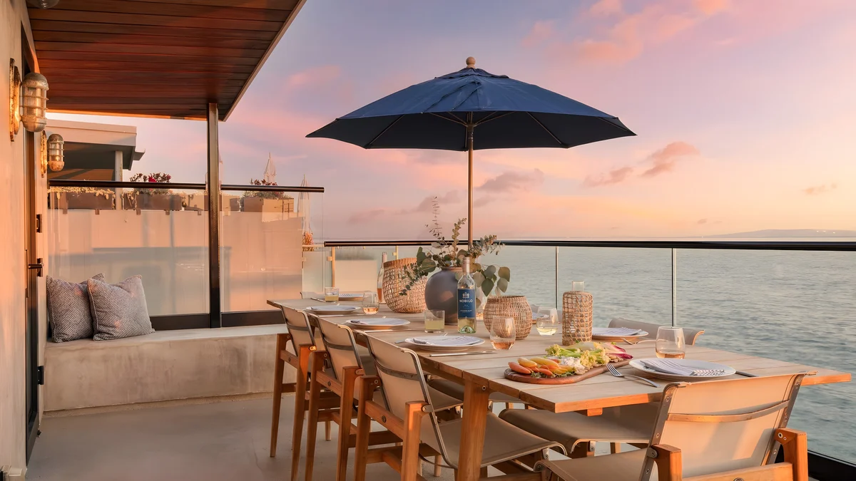 Wander Malibu Cove Retreat