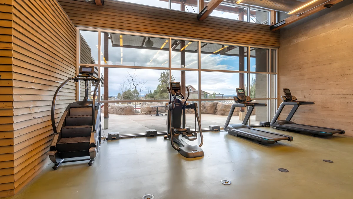 Wander Powell Butte Cascades