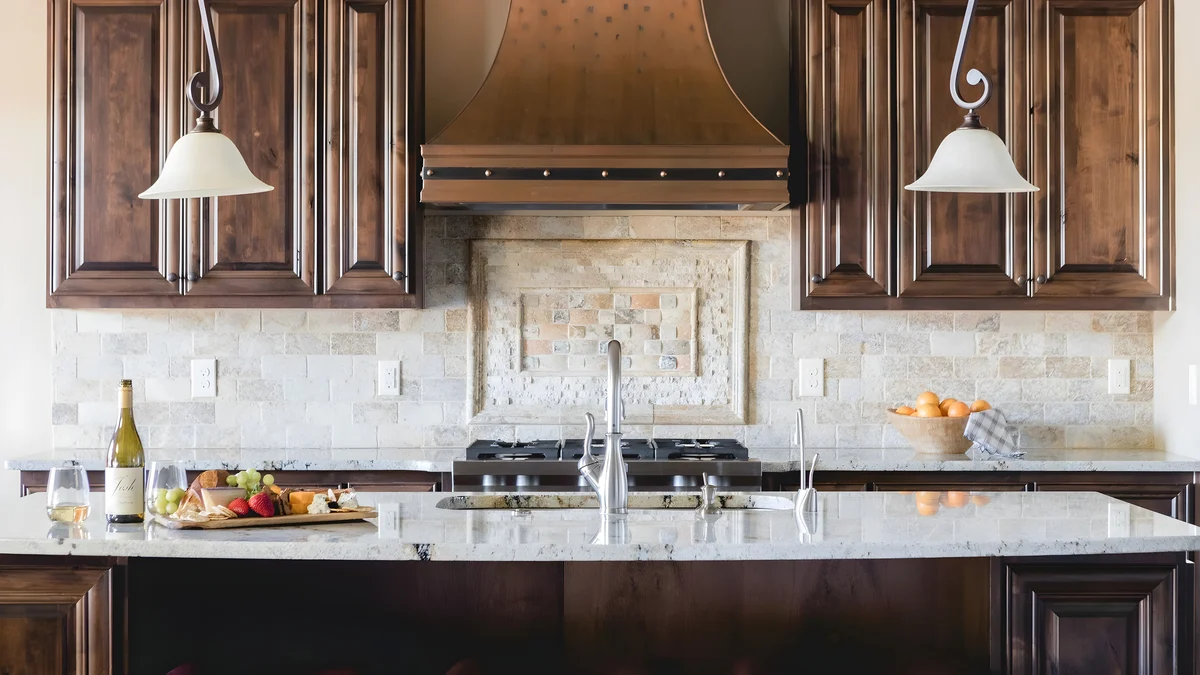 Kitchen image 1