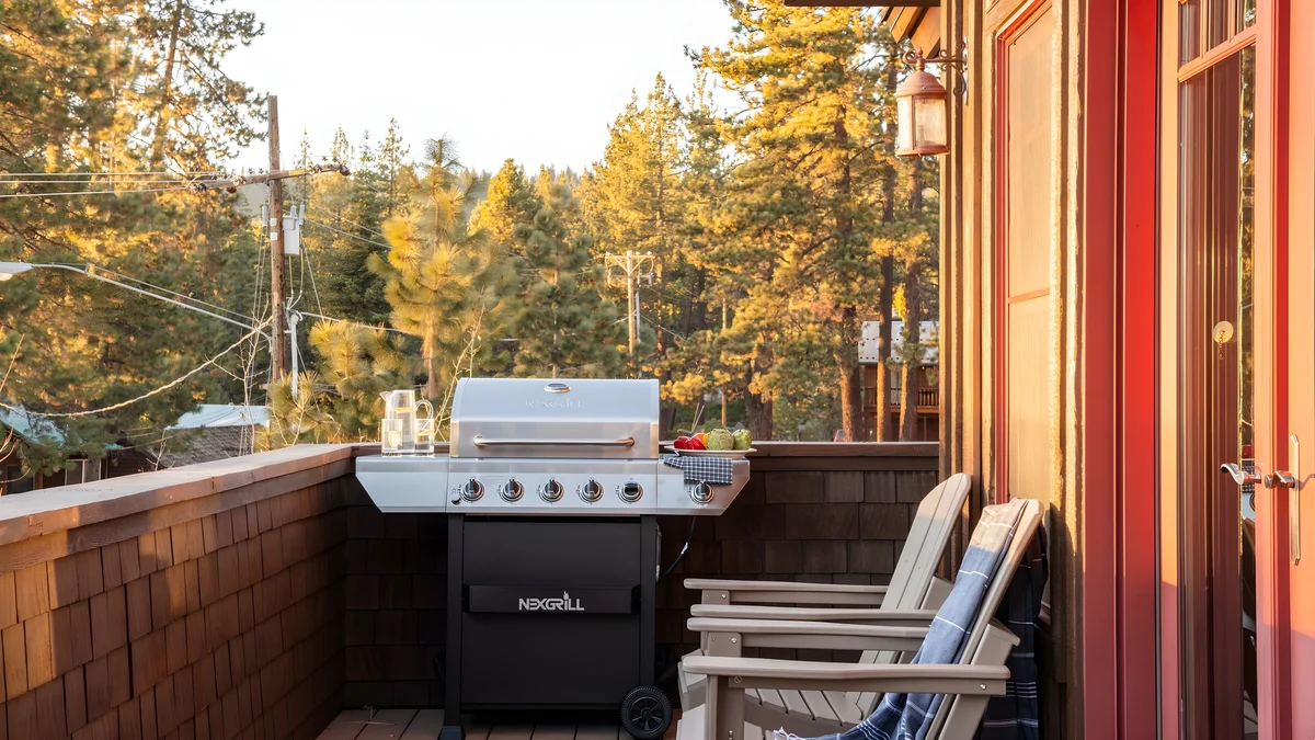 Wander Tahoe Vista Lakeshore