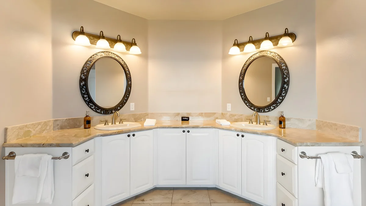 Wander Murrieta Mountains