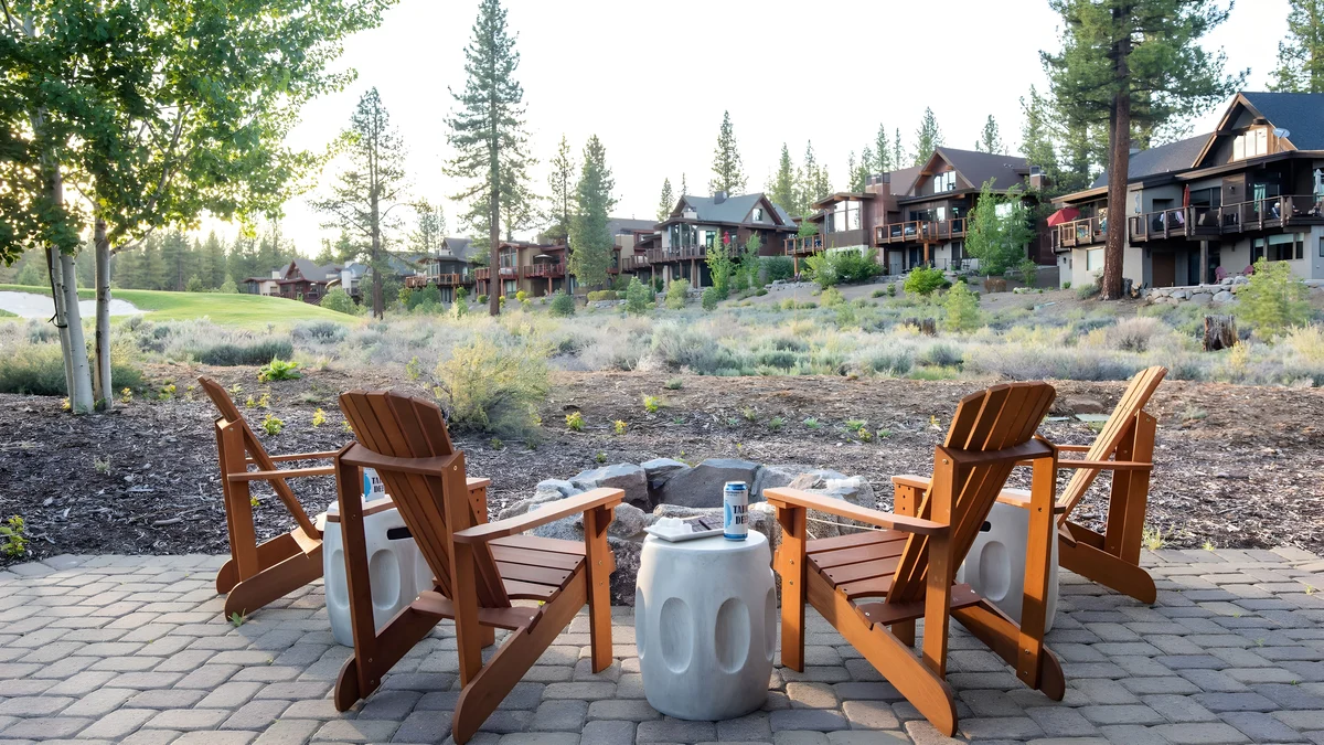 Wander Truckee Donner Slopes