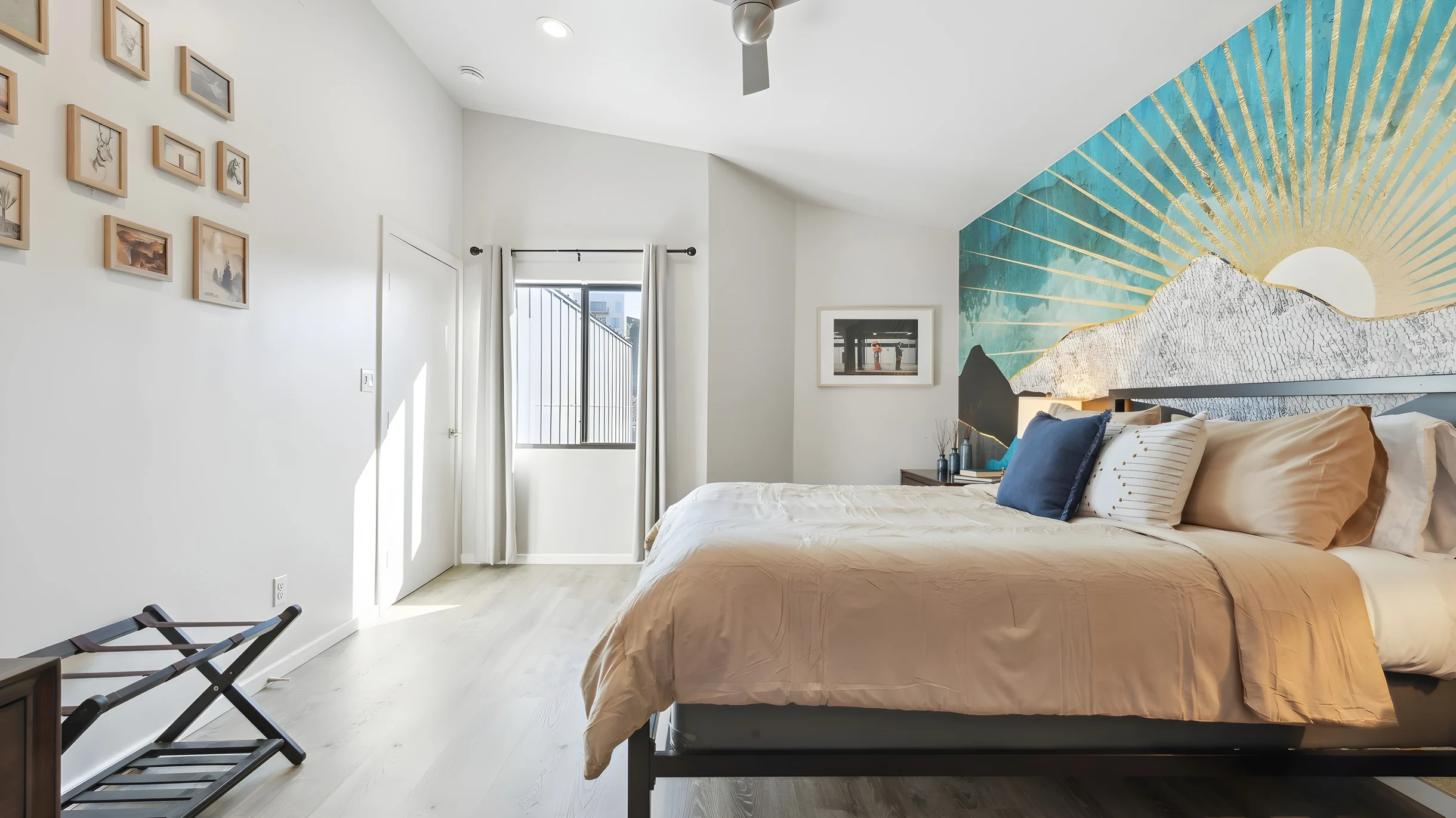 Wander Austin Pond #24