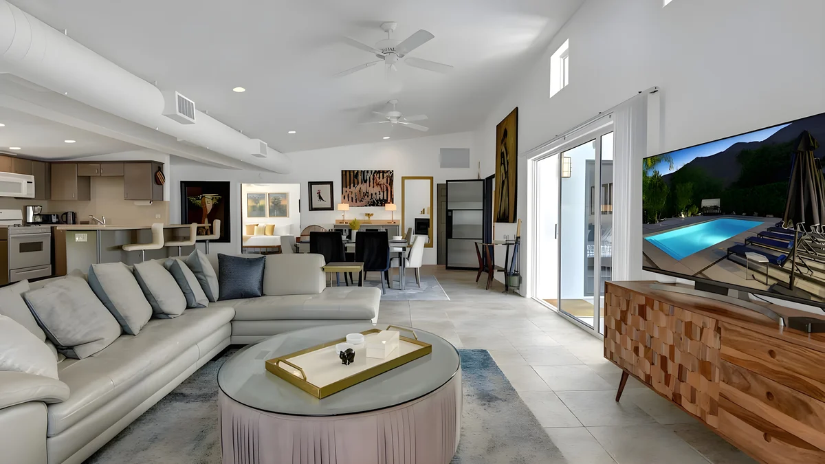 Wander Palm Springs Dunes