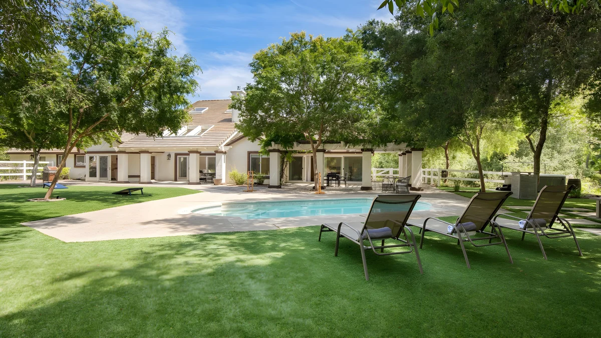 Wander Temecula Creek Estate