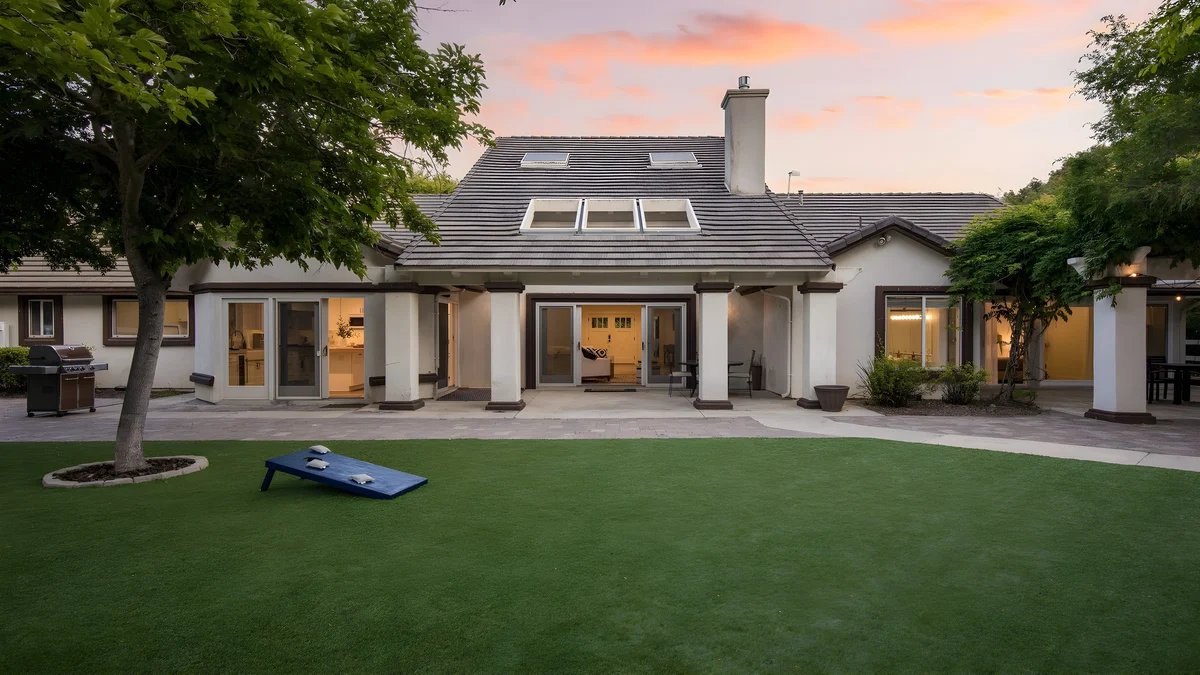 Wander Temecula Creek Estate