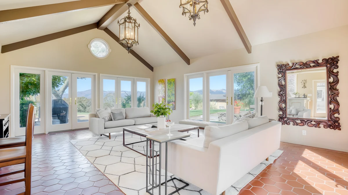 Wander Sonoma Mountain Retreat