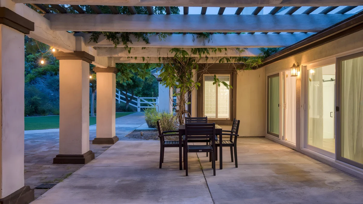 Wander Temecula Creek Estate