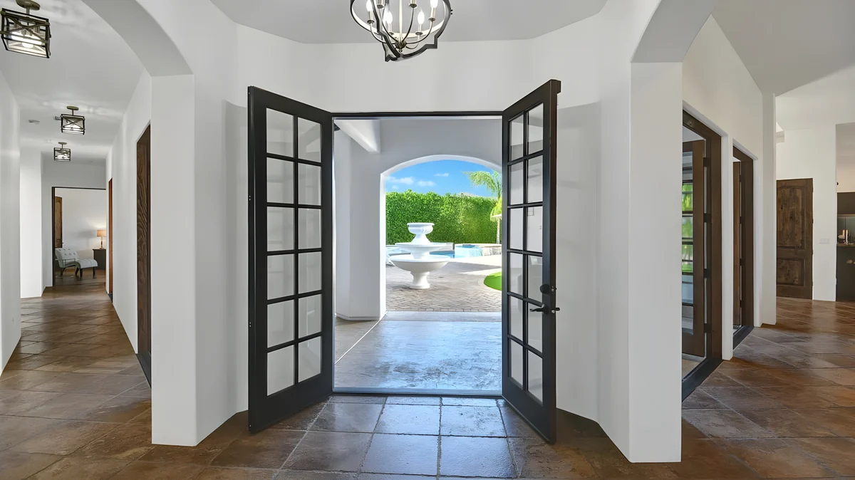 Wander Palm Springs Desertview