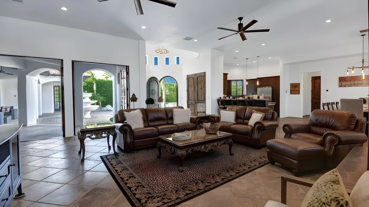 Wander Palm Springs Desertview