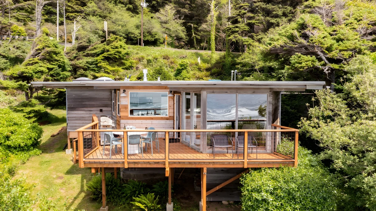 Wander Arch Cape Cliffs