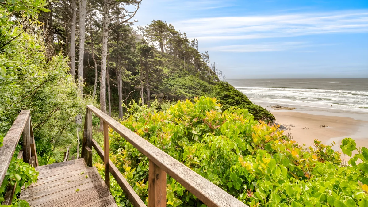 Wander Arch Cape Cliffs