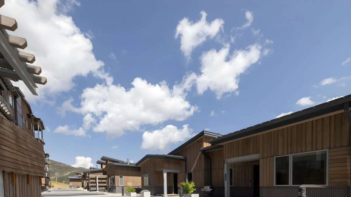 Wander Park City Hearth