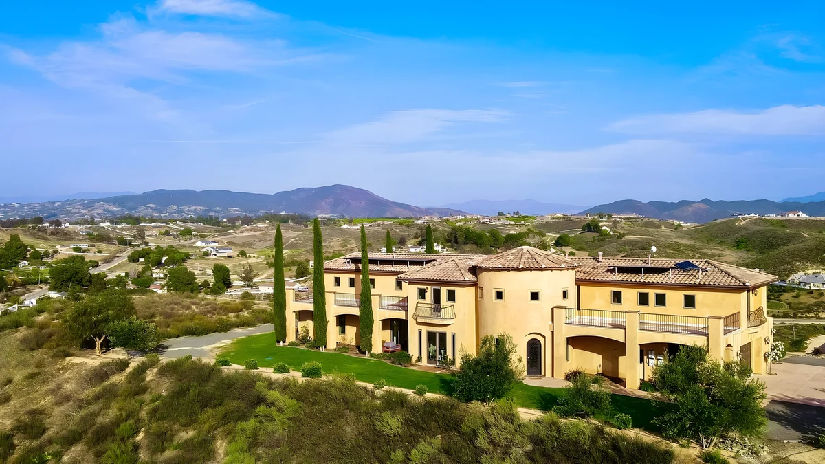 Wander Temecula Hills