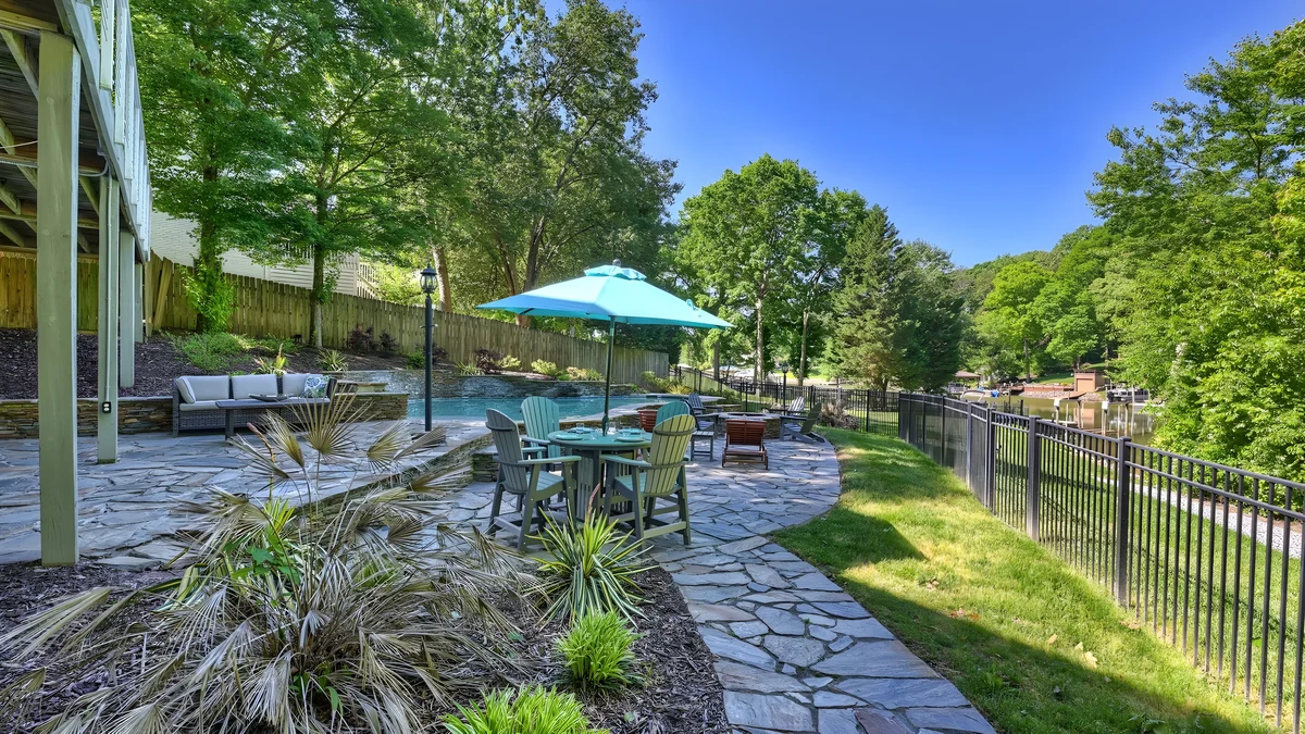 Wander Mooresville Harbor