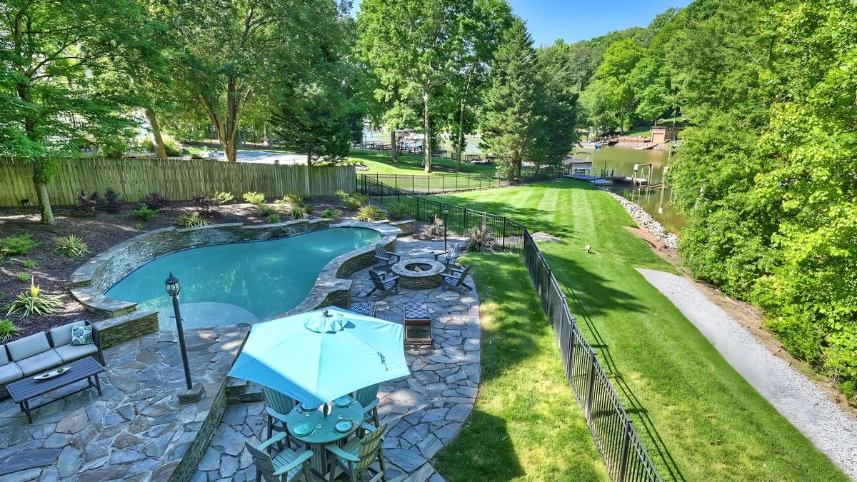 Wander Mooresville Harbor