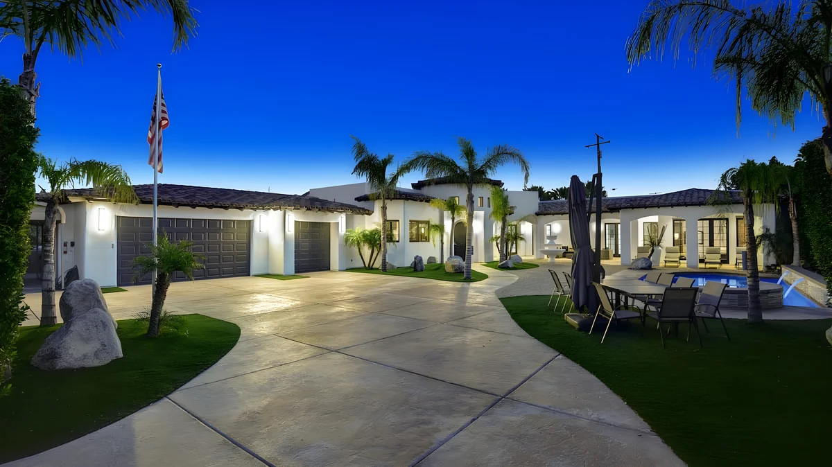 Wander Palm Springs Desertview