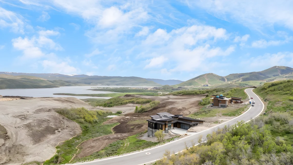 Wander Heber Valley Peaks