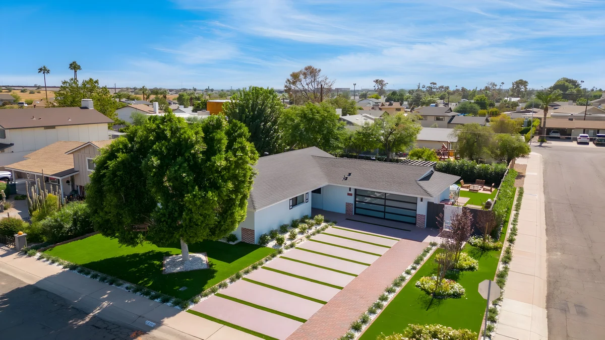 Wander Scottsdale Desert Oasis