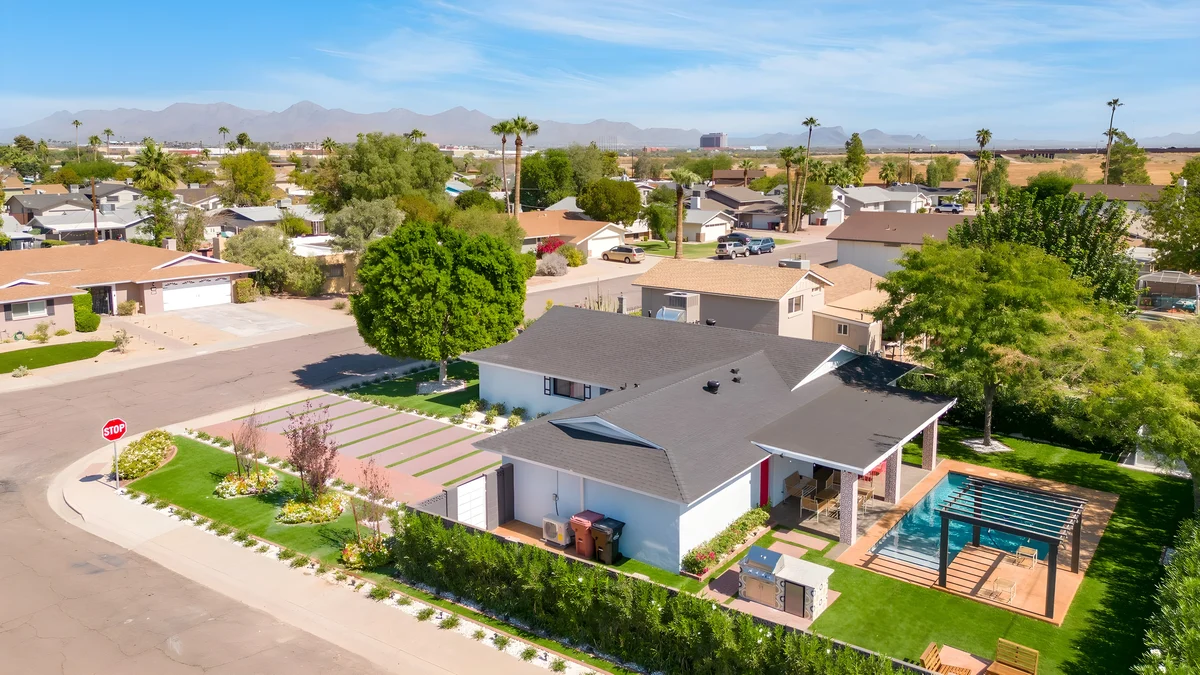 Wander Scottsdale Desert Oasis