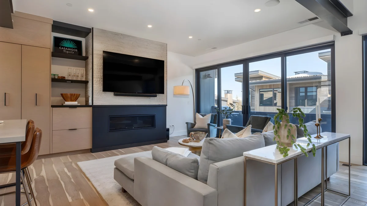 Wander Canyons Village Ridgeline