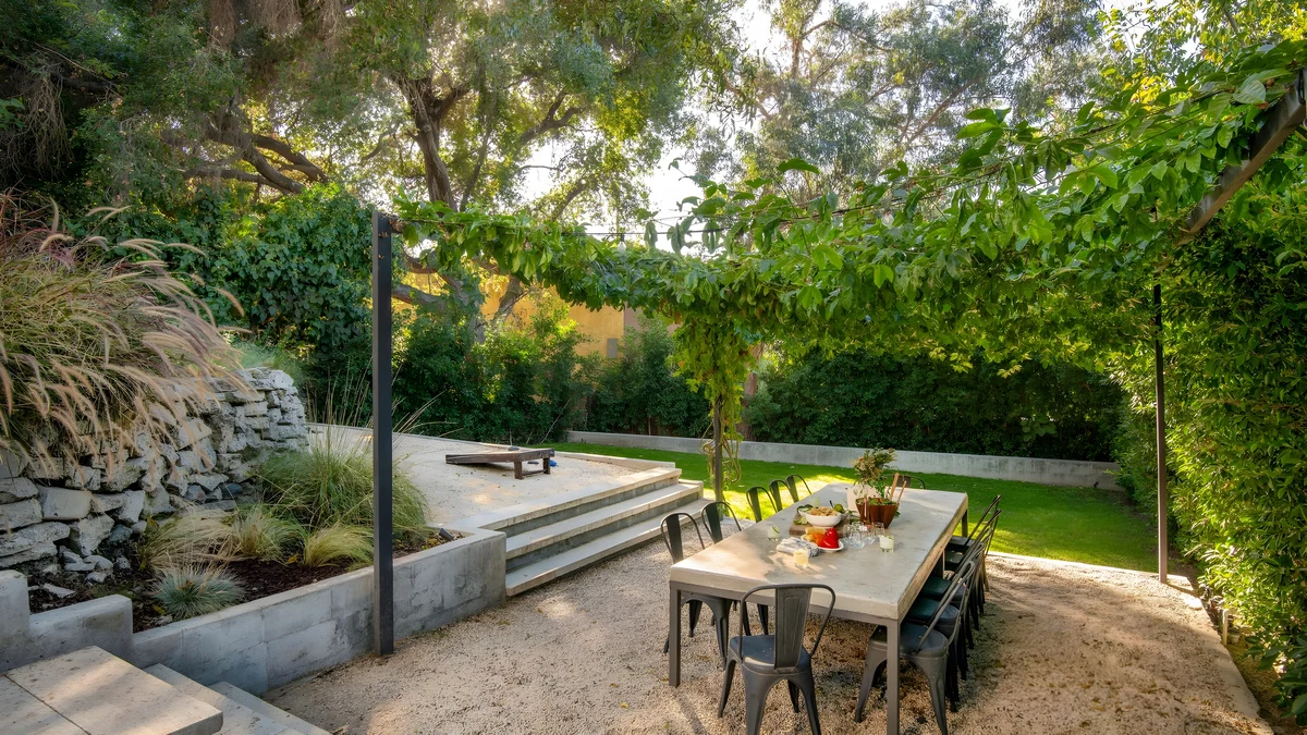 Wander Atwater River