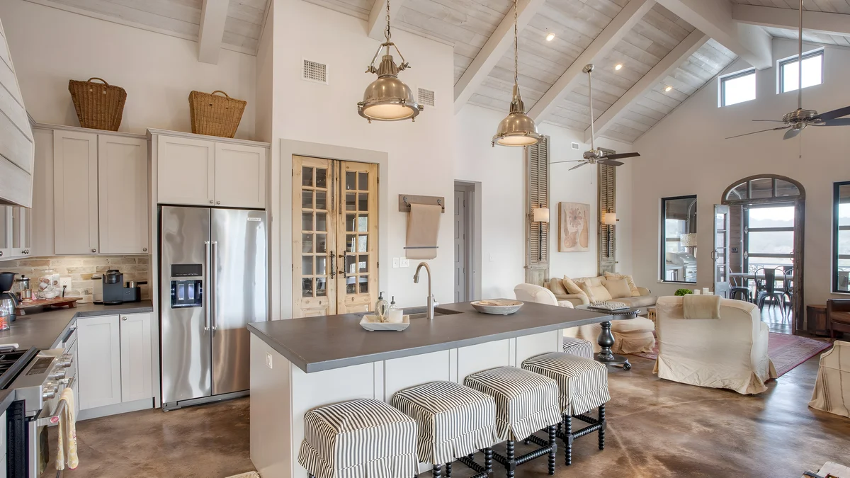 Wander Dripping Springs Canyon