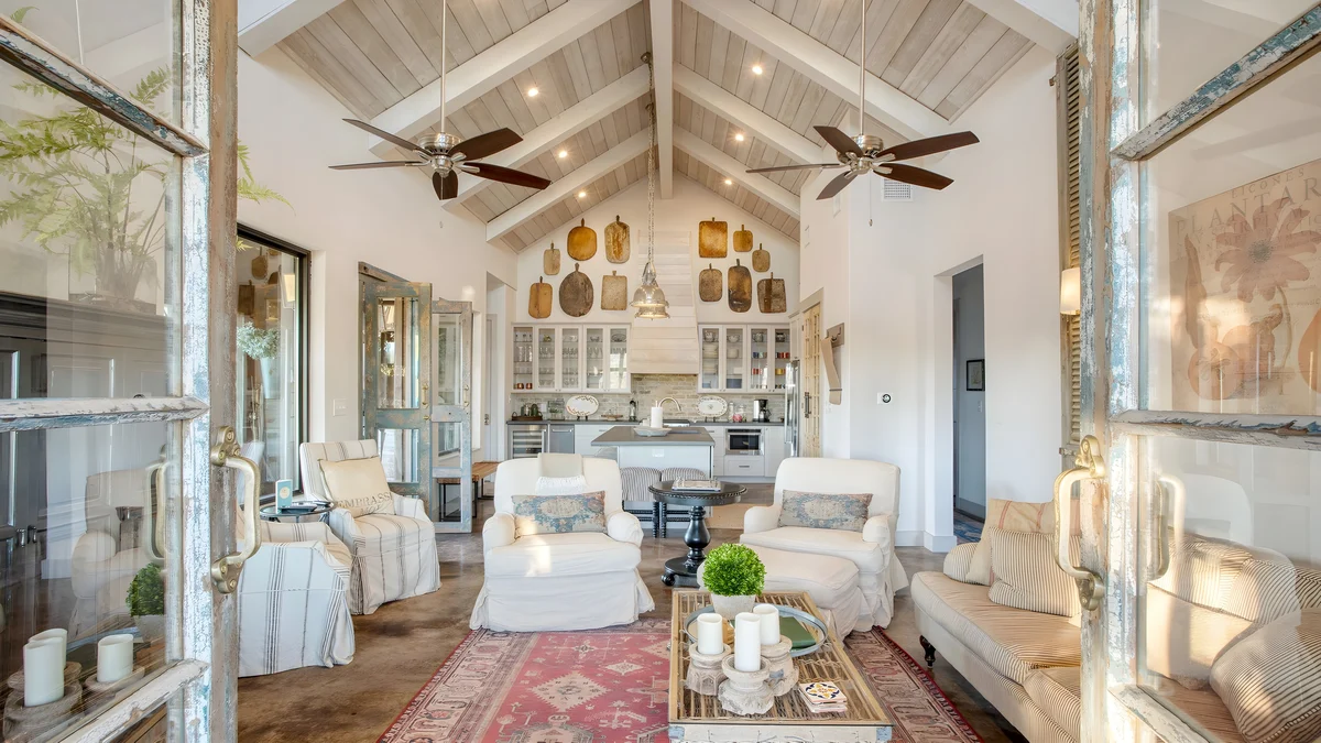 Wander Dripping Springs Canyon