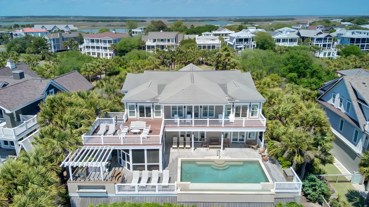 Wander Sullivans Island Shores