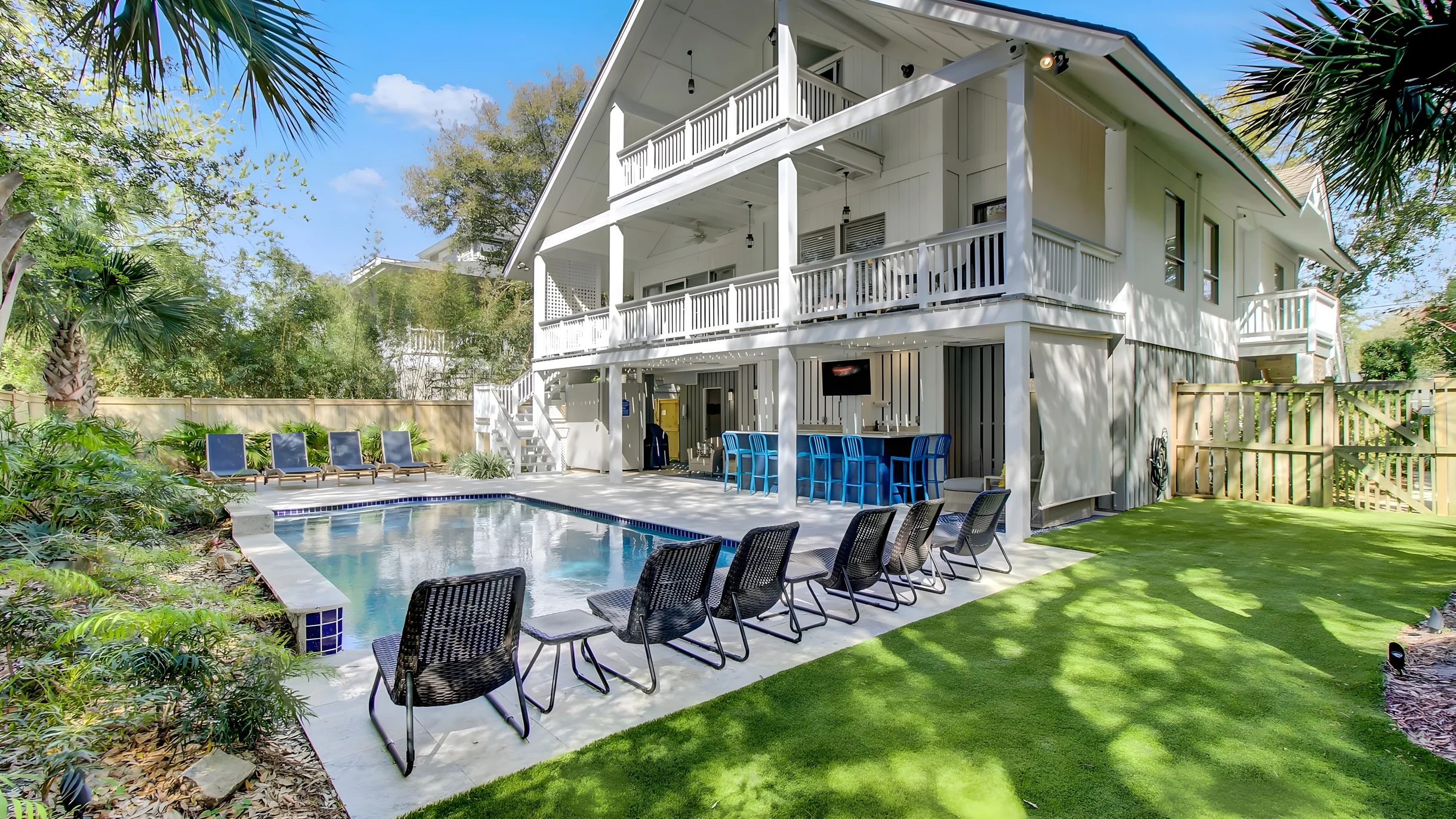 Wander Isle Palms Beach #4