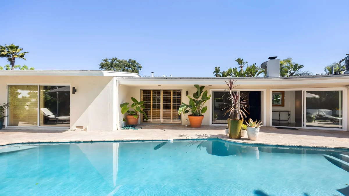 Wander Hollywood Hills Enclave