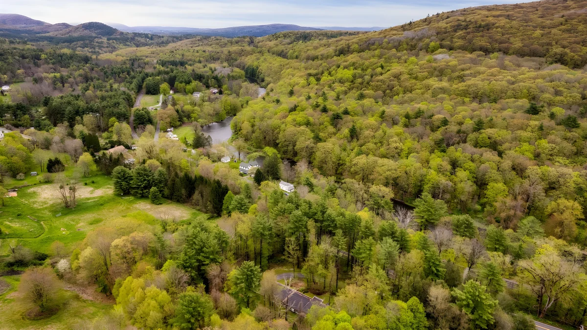 Wander Stockbridge Valley