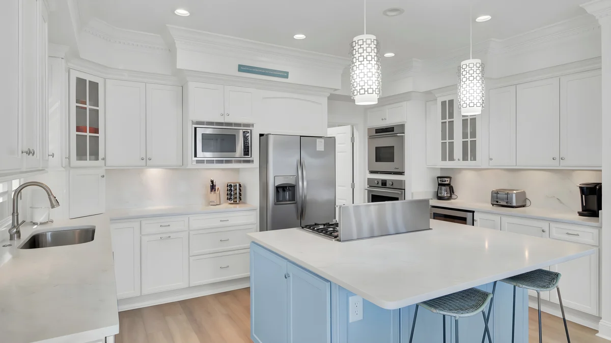 Wander Isle Palms Haven