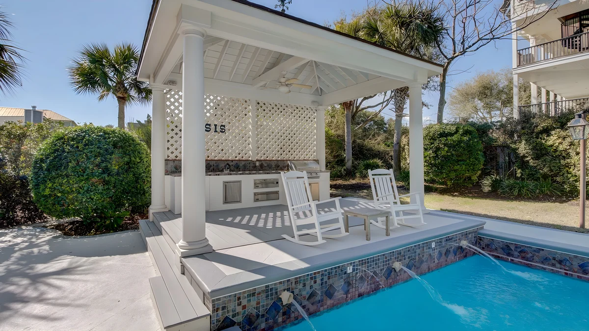 Wander Isle Palms Haven