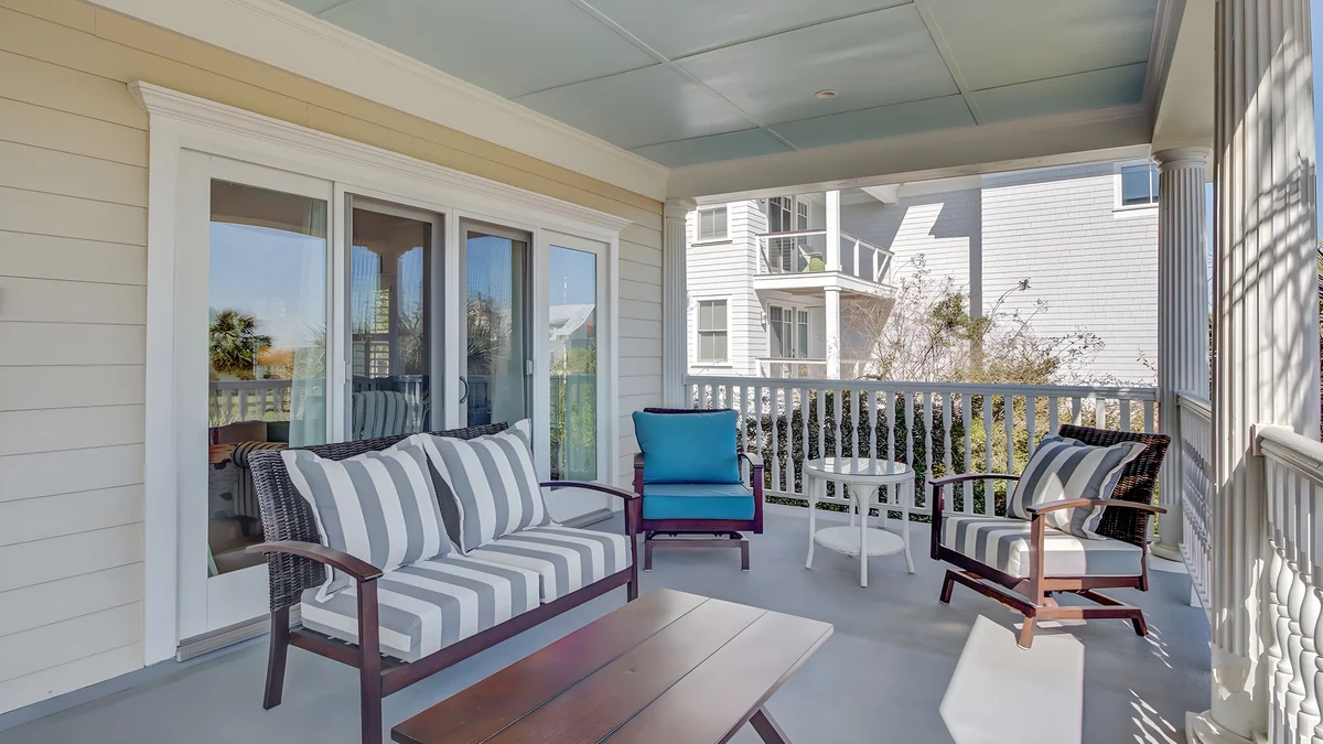 Wander Isle Palms Haven