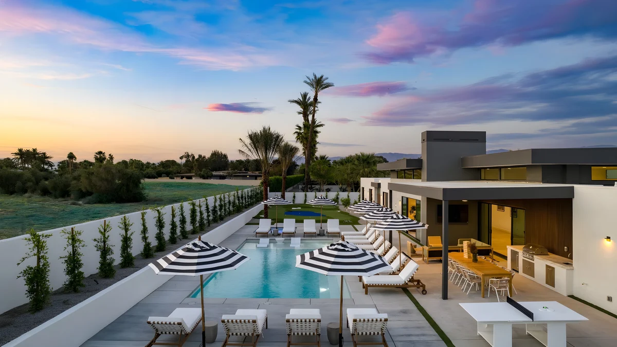 Wander La Quinta Palms