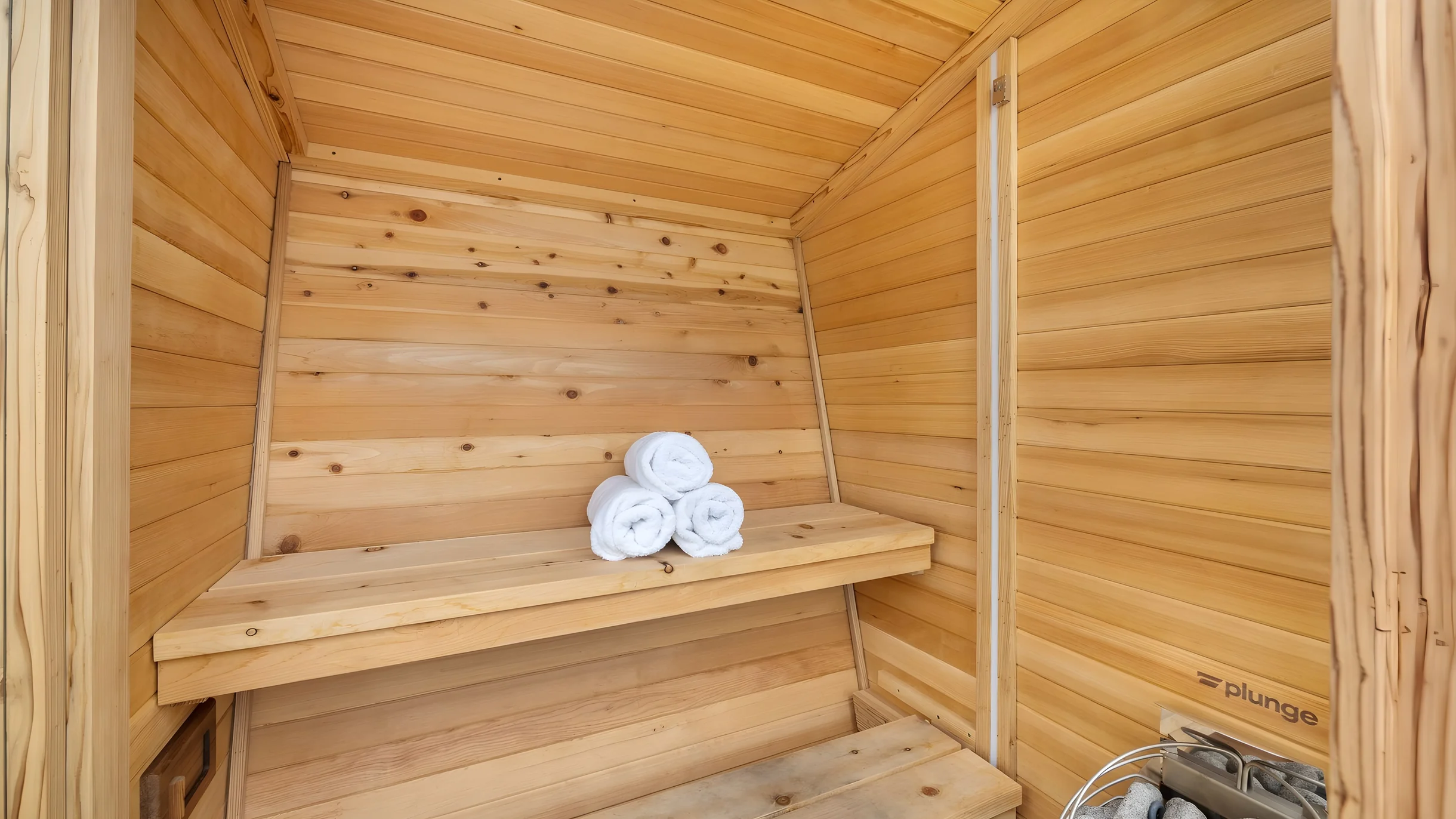 Wander Venice Shores