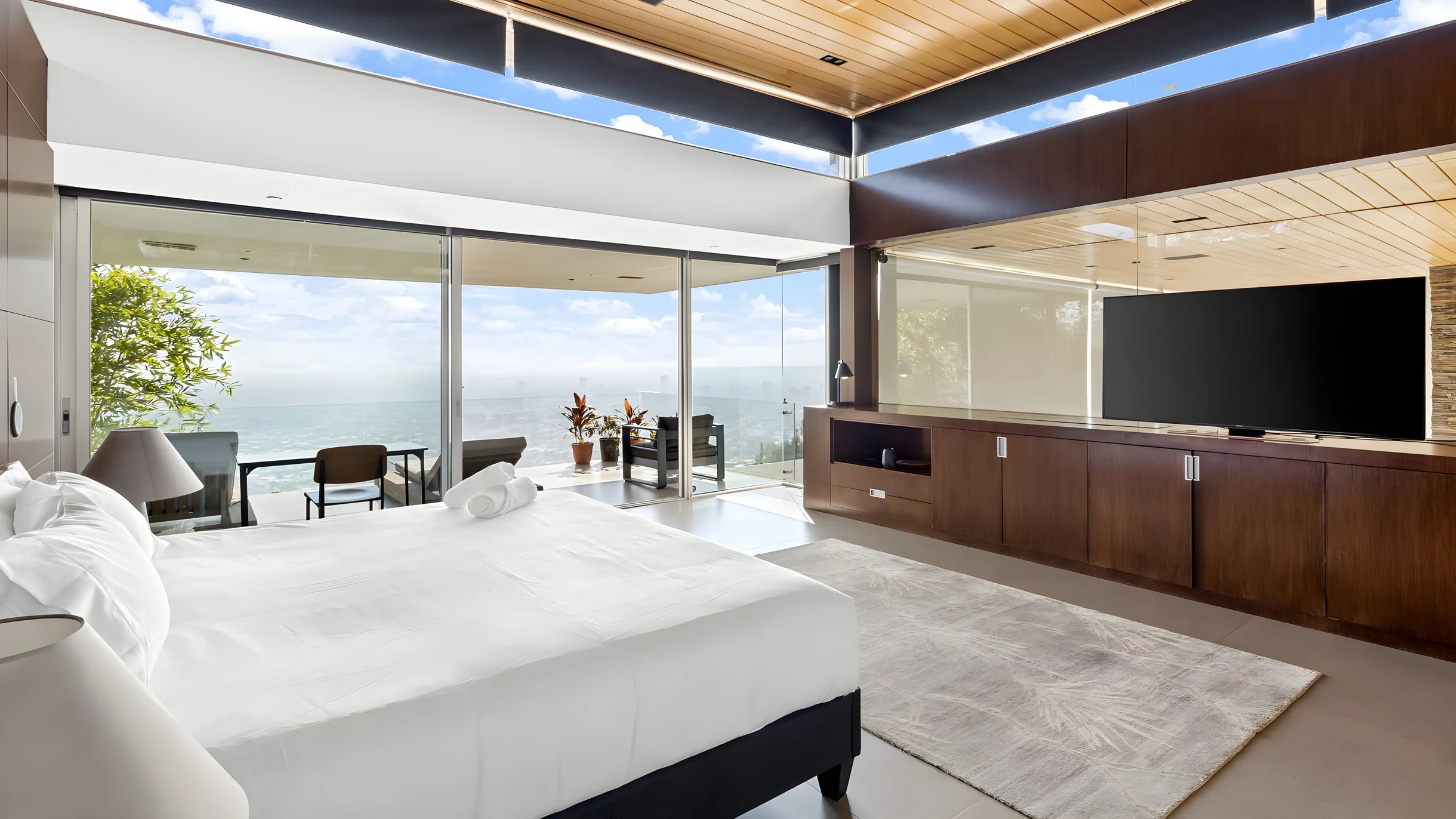 Hollywood Overlook by AvantStay | Private Pool + Hot Tub | Panoramic Views #32
