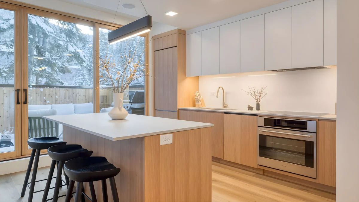 Kitchen image 1